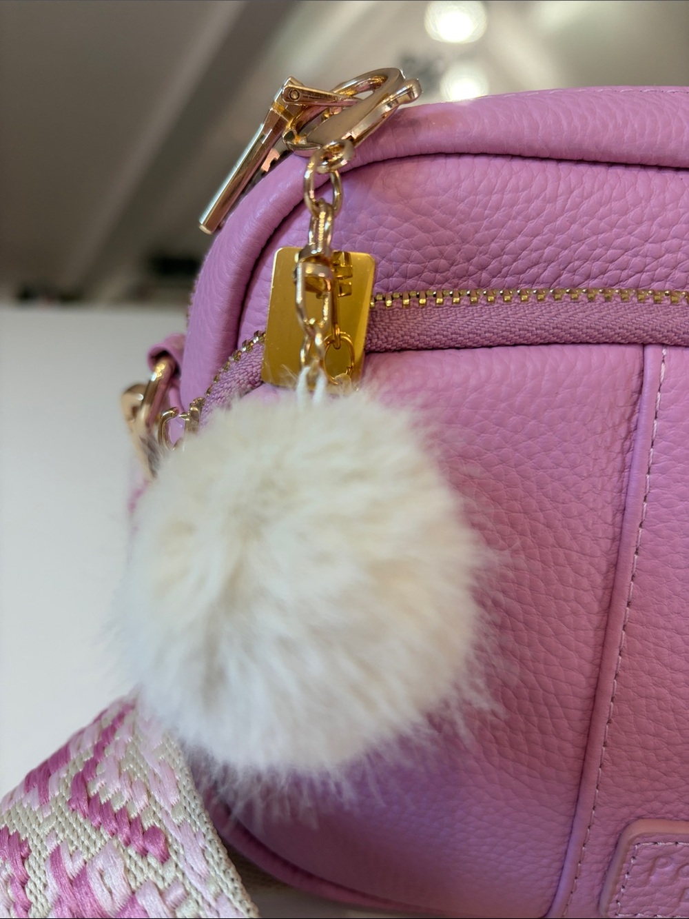 Pom Pom London crossbody with interchangeable straps - Picture 3 of 13